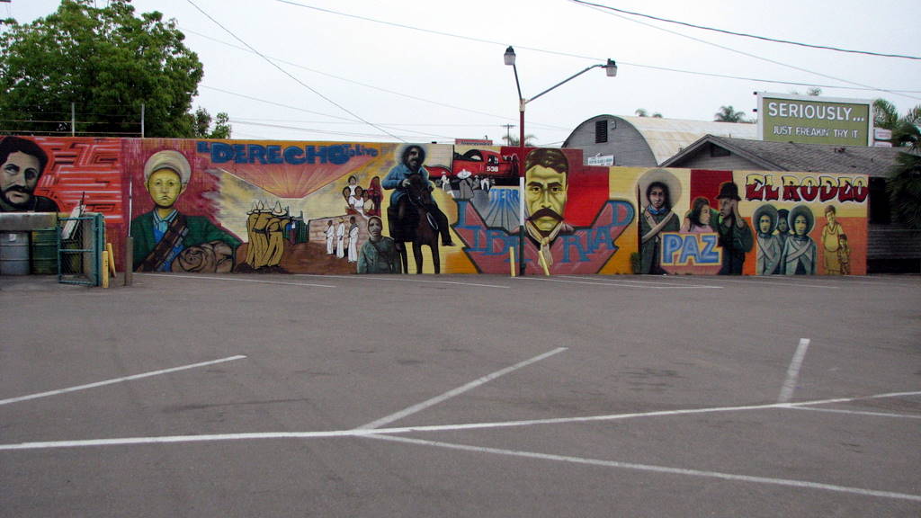 [Mex+el+rodeo+mural.jpg]