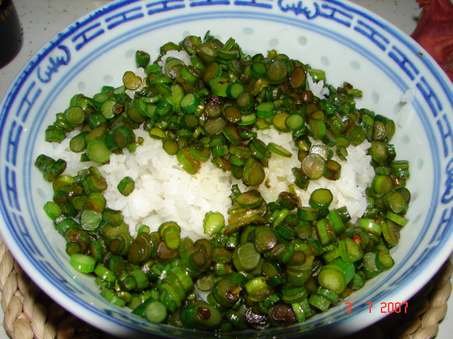 [Garlic+Scapes+Over+Rice.JPG]