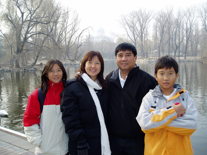 2004年底妻儿女赴北京探访驻京工作的我