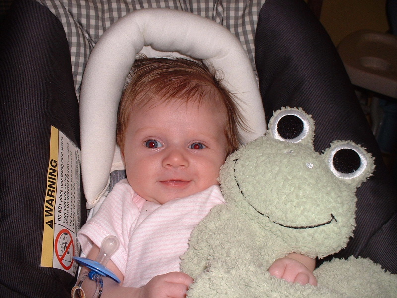 [Baby+and+frog+12.JPG]