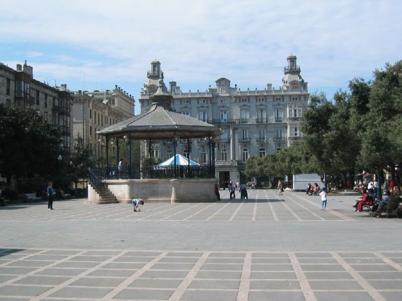 [Plaza_de_Pombo_en_Santander.png]