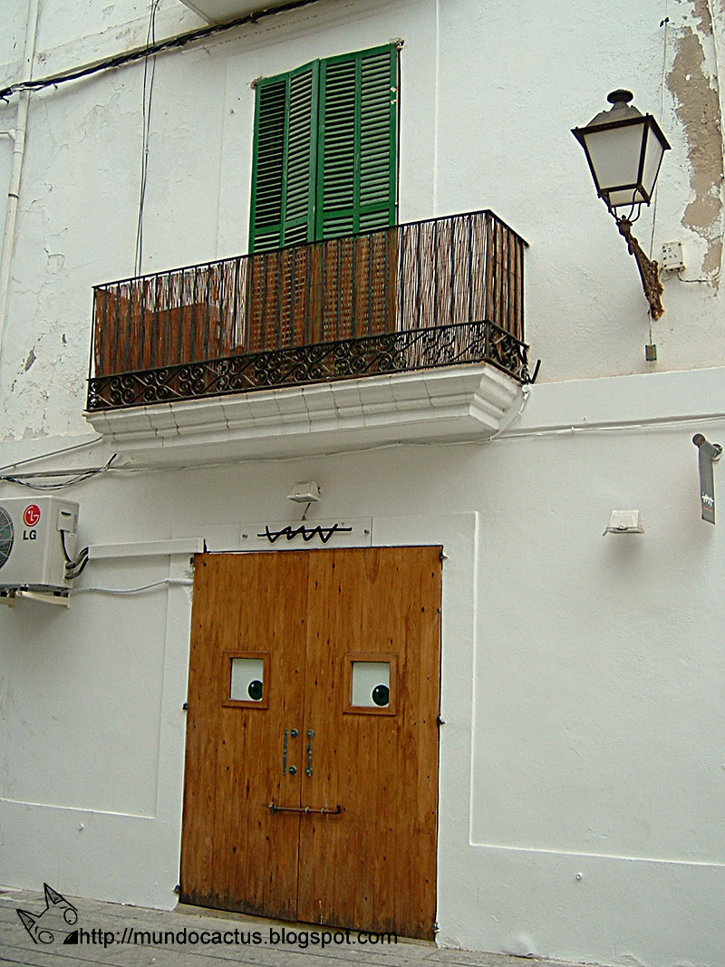 [puerta+de+Ibiza.jpg]