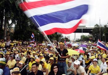 [Thai+Preah+Vihea+protest.jpg]