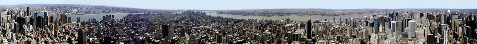 [3000px-Skyline-New-York-City.jpg]