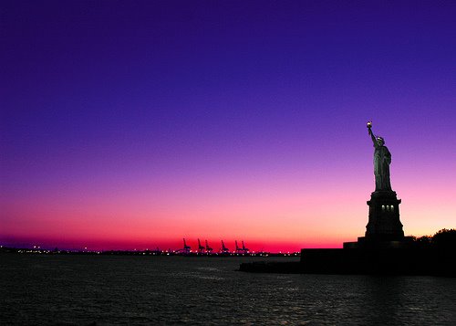 [statue-of-liberty-sunset.jpg]