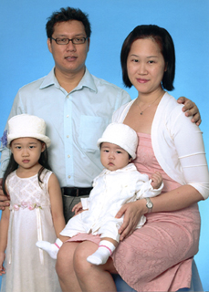 [Wong-Family-2007.jpg]