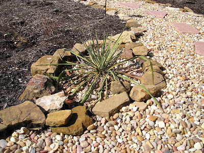 Using Rock and Gravel In the Garden - Growing The Home Garden
