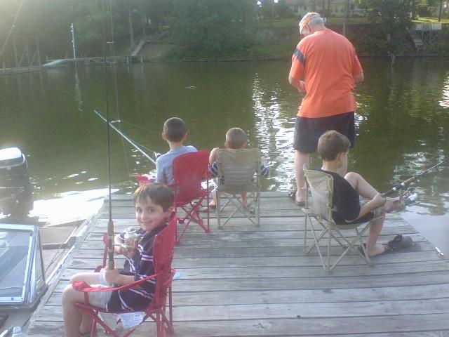 [boys+fishing.jpg]