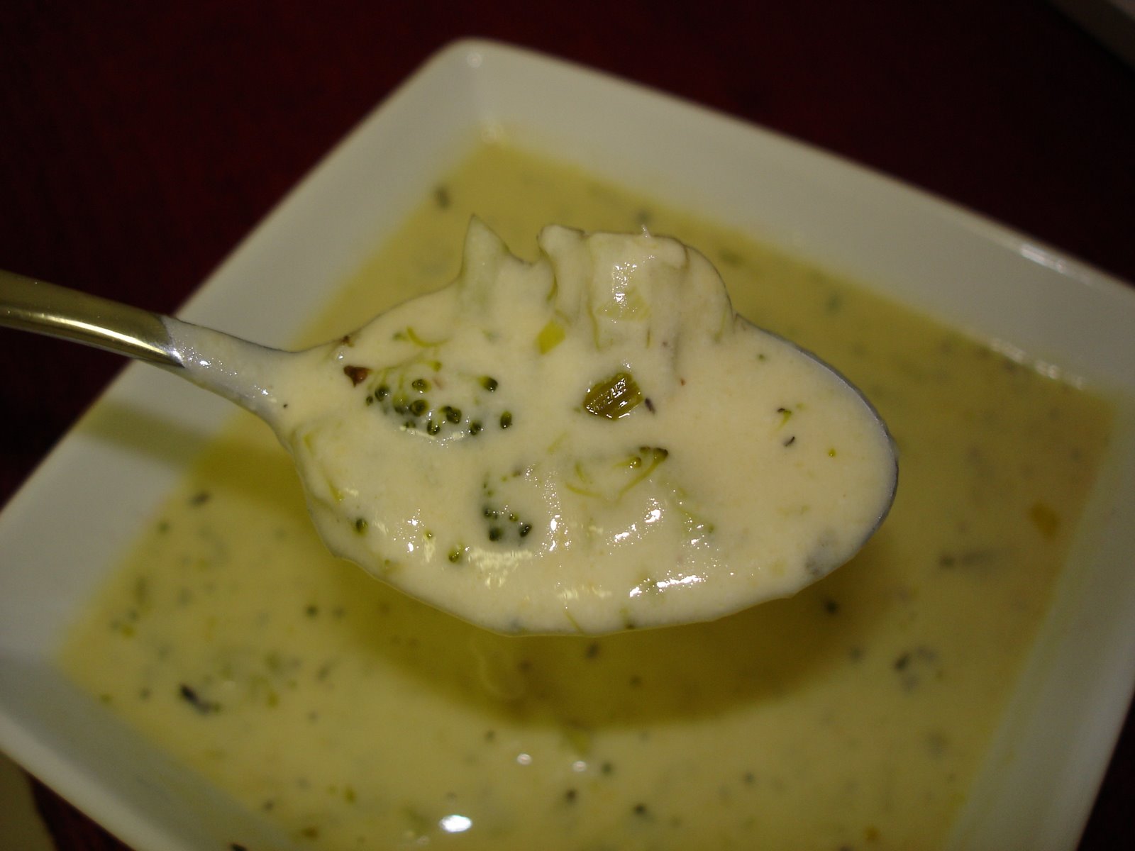 [Broccoli+Cheddar+Soup+003.jpg]