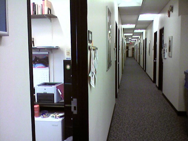 [hallway.bmp]
