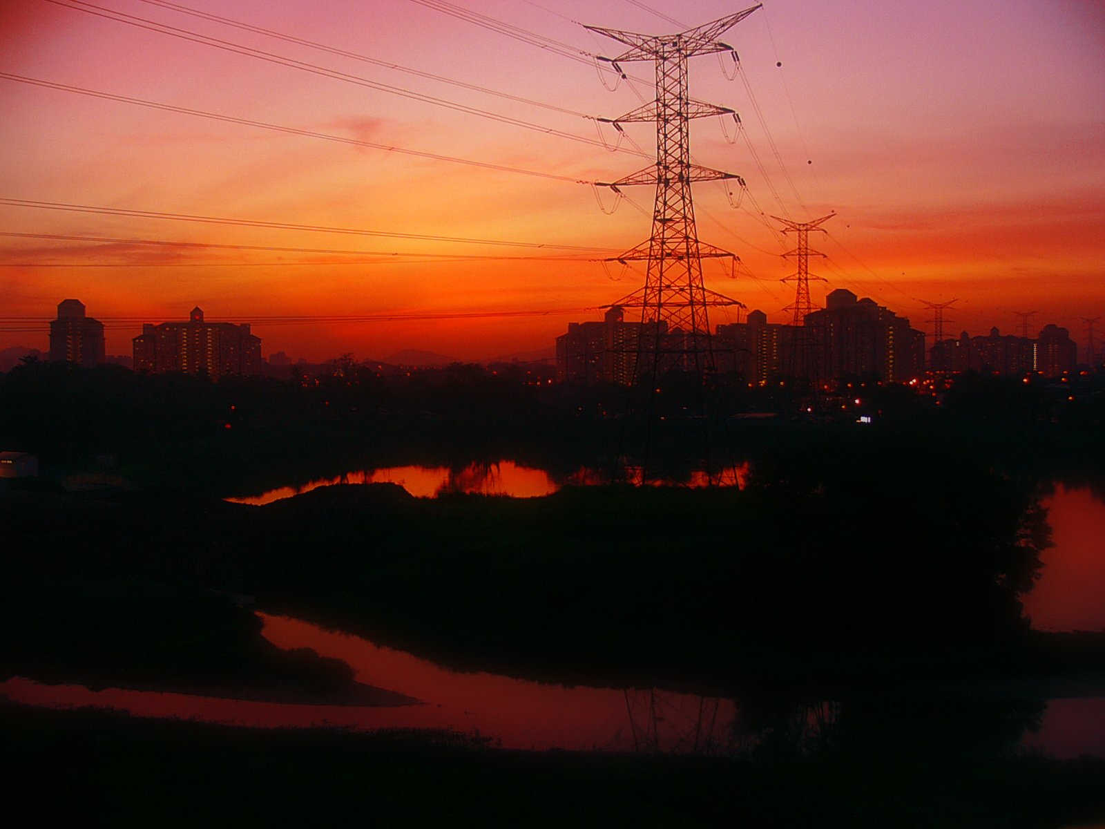 [Sunset1.jpg]
