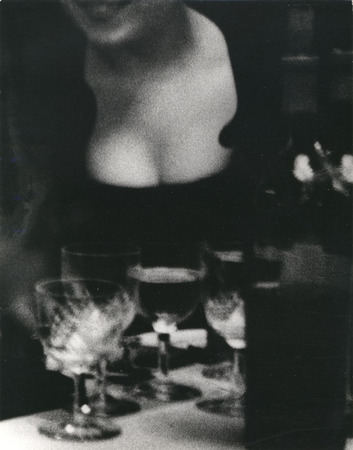 [At+the+bar,+Bal+russe,+Hotel+Baur+au+Lac,+Zurich,+1934,+by+Jacob+Tuggener.jpg]