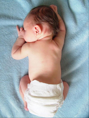 [newborn-baby-picture-photo.jpg]