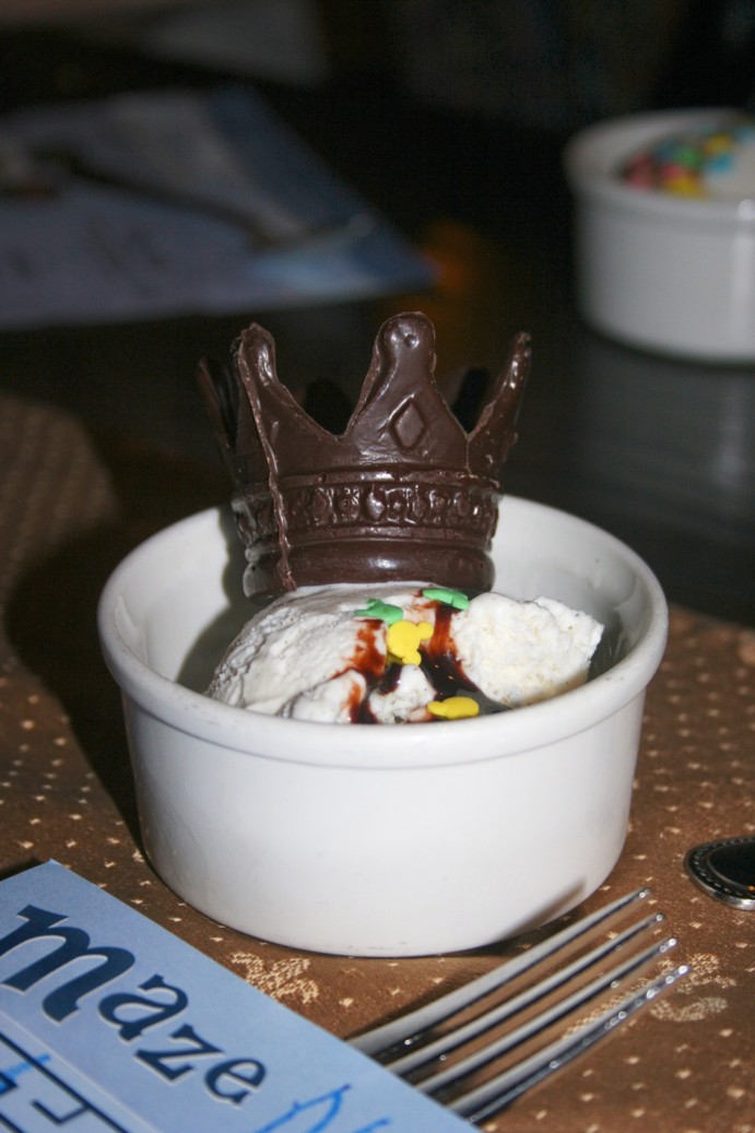 [Crown+Dessert.jpg]