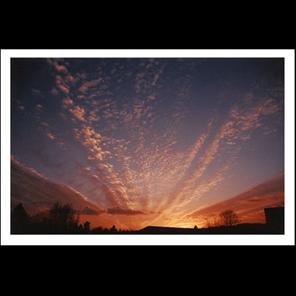 [sunset_clouds.jpg]