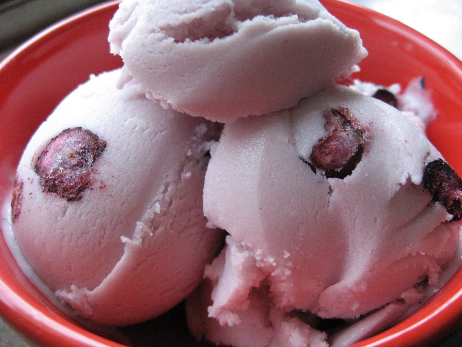 [blueberry+cheesecake+ice+cream+003.JPG]