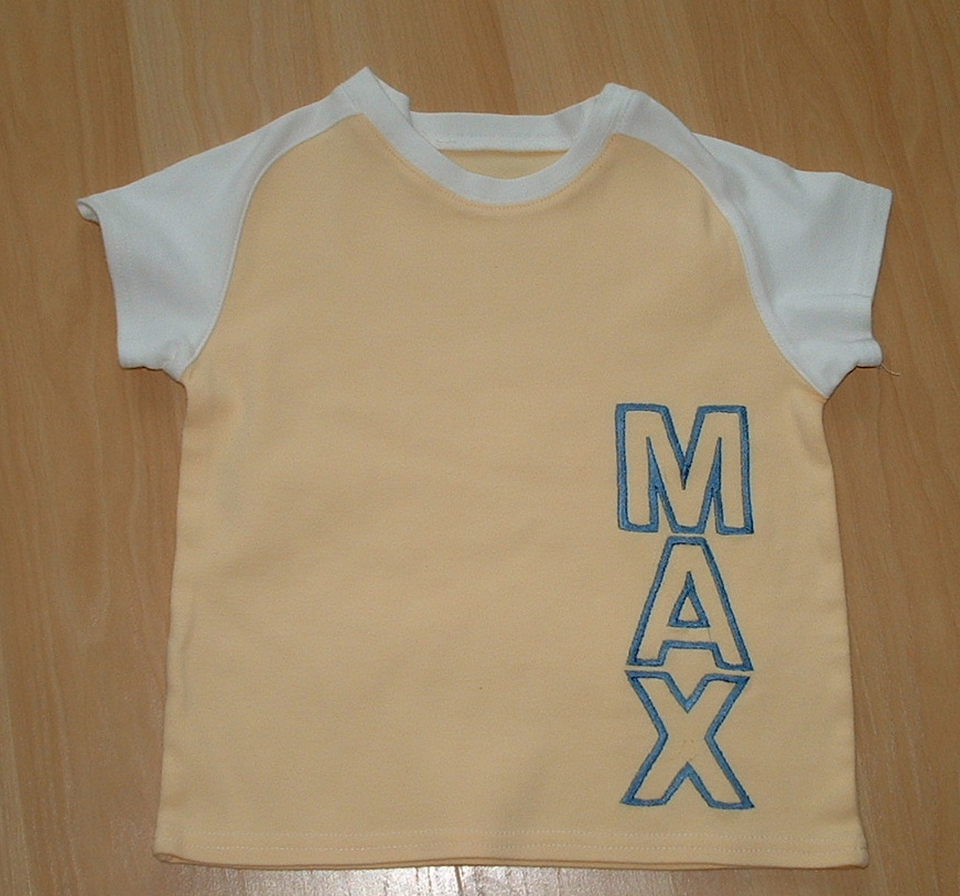 [Max+Tshirt.JPG]