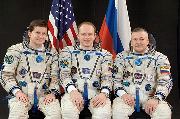 [Soyuz+TMA-10.jpg]