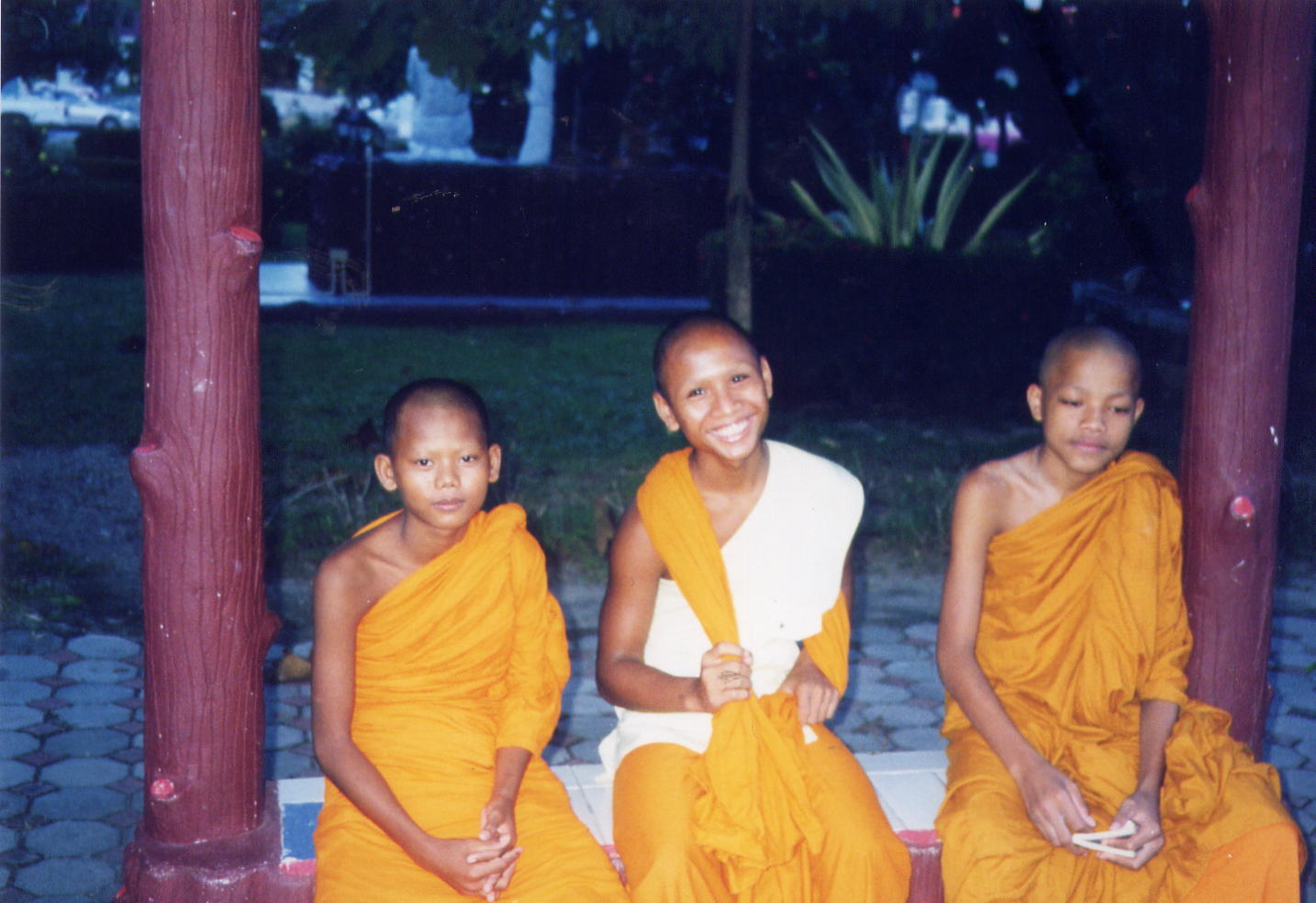 [three+monks.jpg]