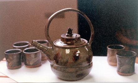 [pottery+teapotmous0030.JPG]