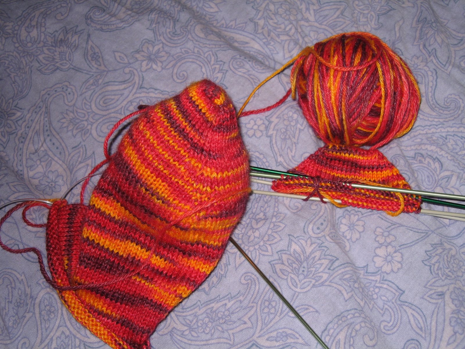 [Socks+I+am+knitting+130.JPG]