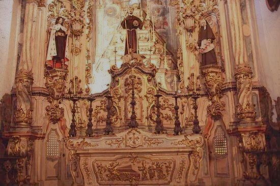 [Altar+mor+da+igreja+de+So+Francisco.jpg]