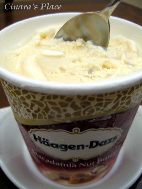 [Macadamia+Ice+Cream_MD.JPG]