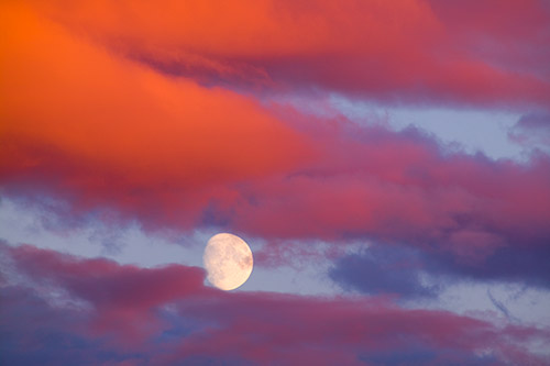 [clouds-moon.jpg]