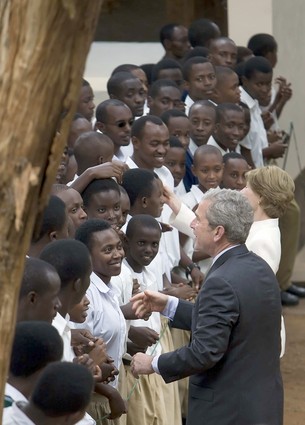 [Bush+in+Rwanda.jpg]