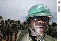 [afp_Sudan_African_Union_AU_peacekeeper_22jul07_210.jpg]