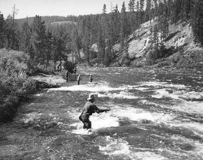 [1935+yellowstone+river.jpg]
