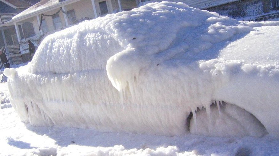 [snow+car.JPG]
