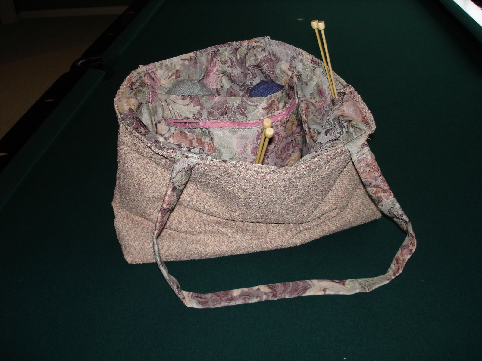 [knitting+bag.jpg]