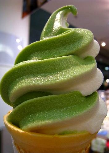 Japanese Green Tea and Vanilla soft cream