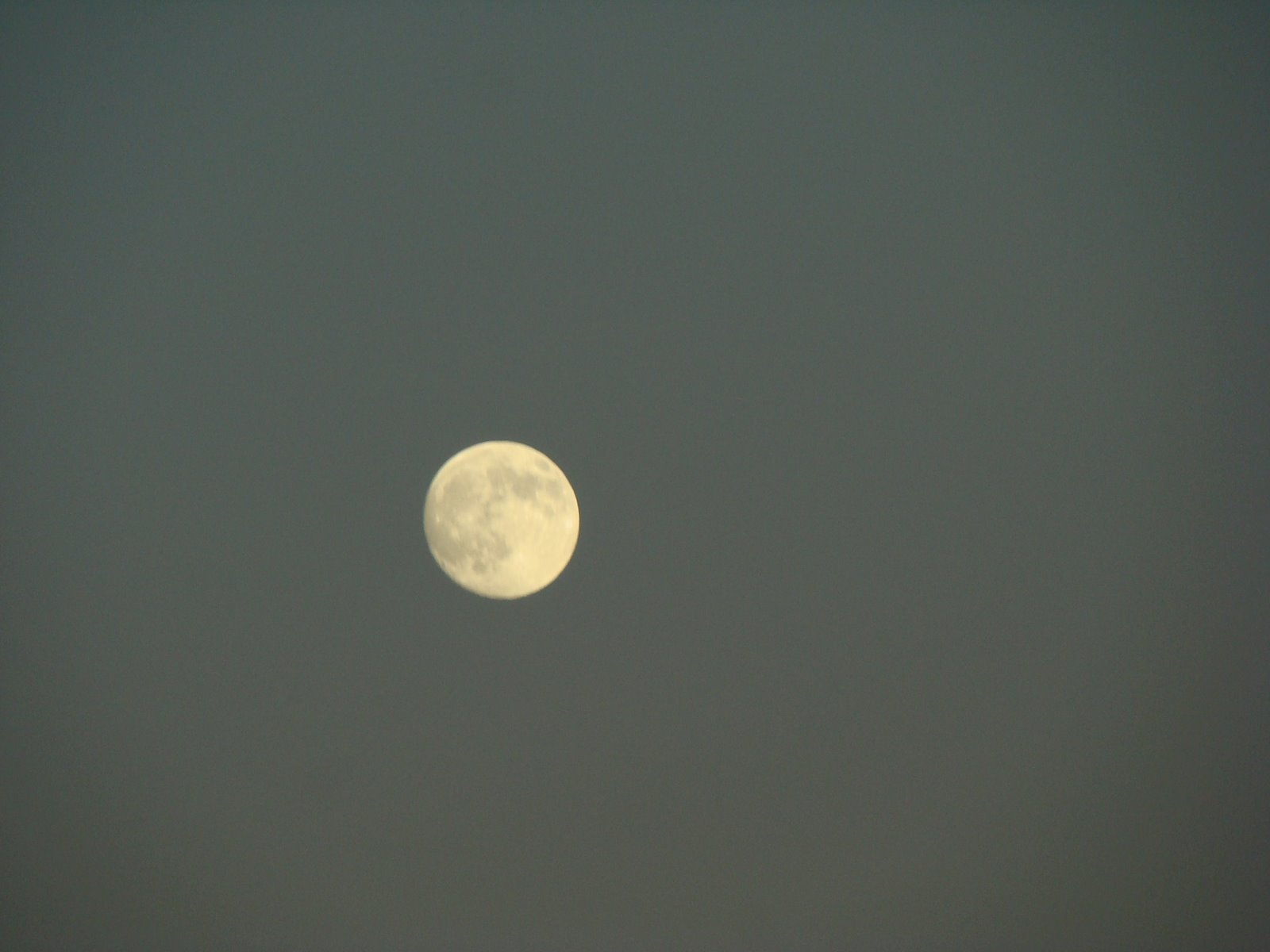 [Full+moon.jpg]