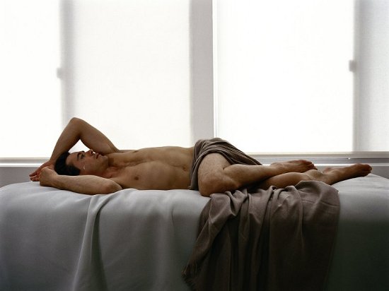 [Robert+Downey+Junior+Naked+In+Bed.jpg]