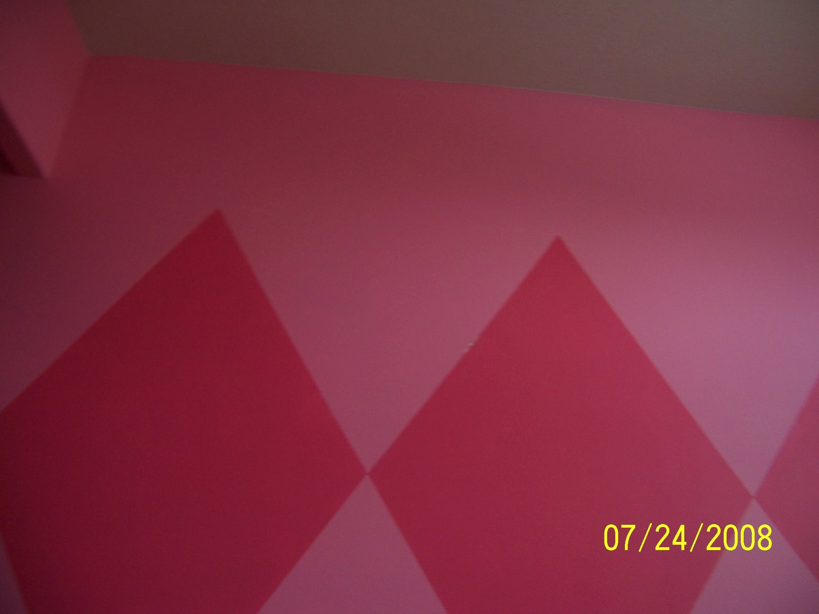 [Pink+Girls+room+002.jpg]