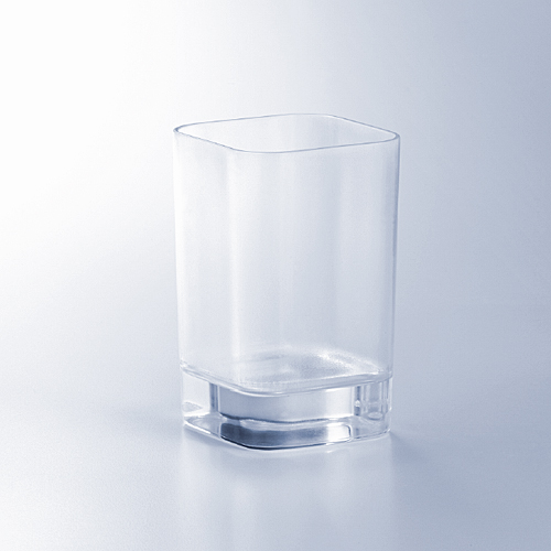 [drinkingglass.jpg]