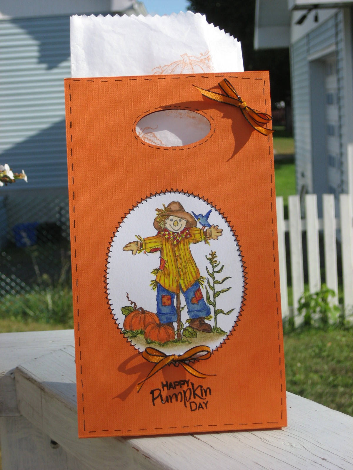 [Scarecrow+bag.jpg]