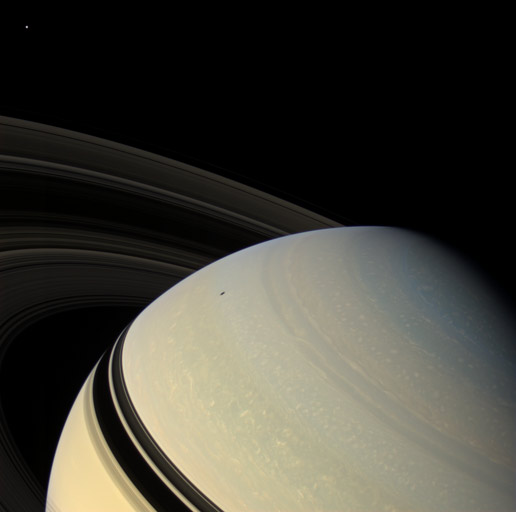 [Perspective+on+Saturn.gif]