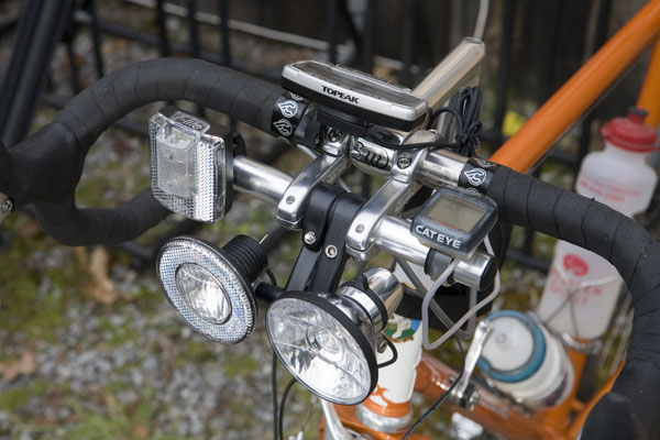 [lights-on-a-bike.jpg]
