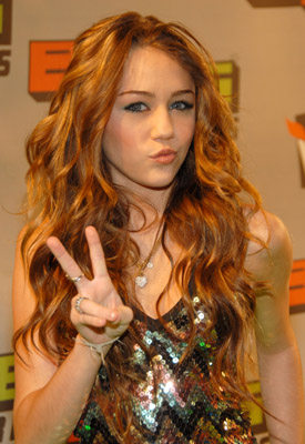 [Miley+Cyrus.jpg]