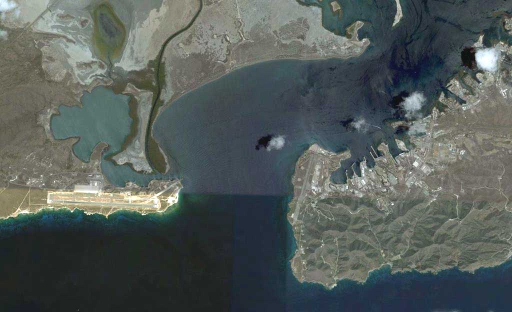 image satellite guantanamo