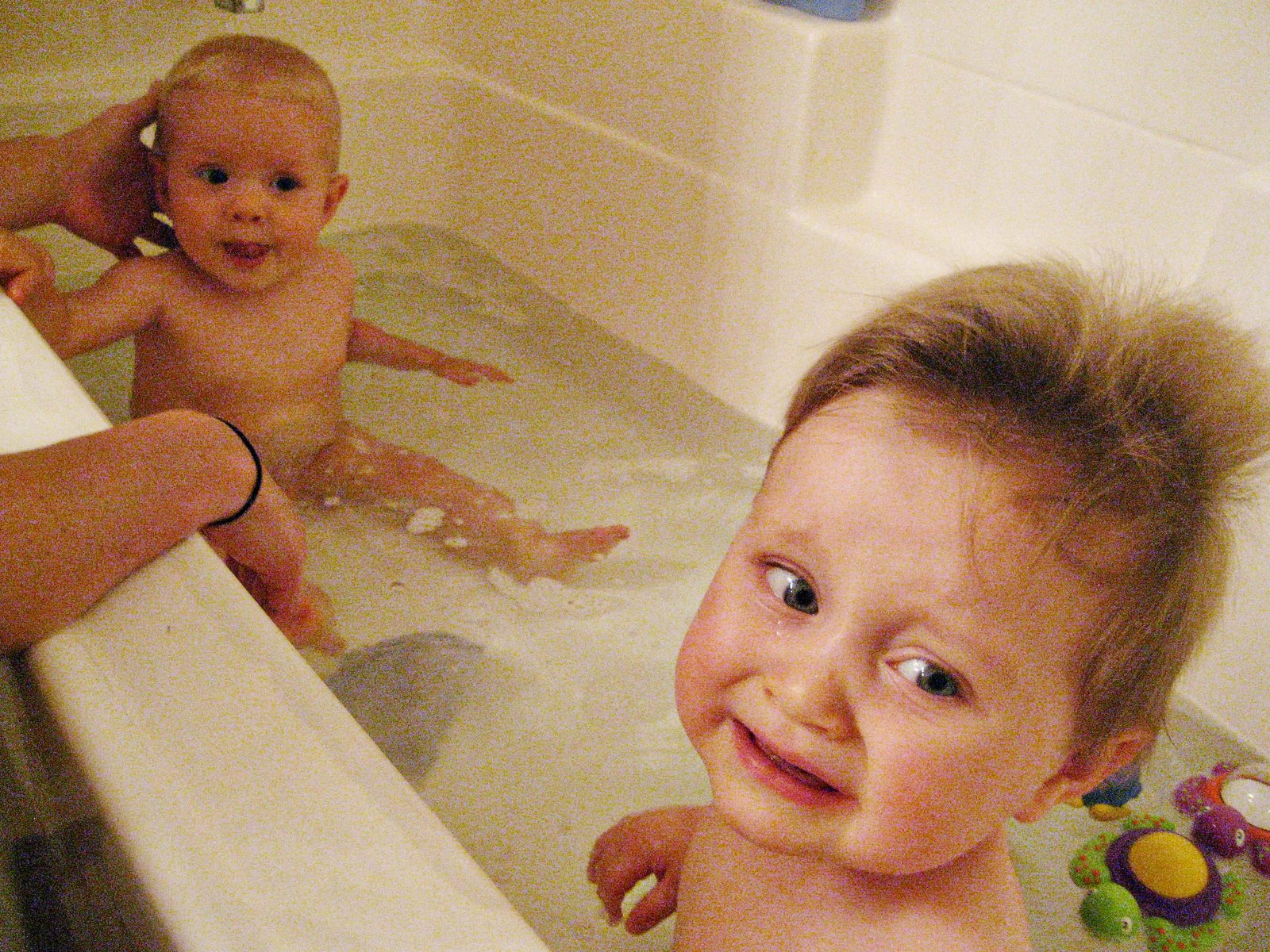 [boys+in+the+bath.jpg]