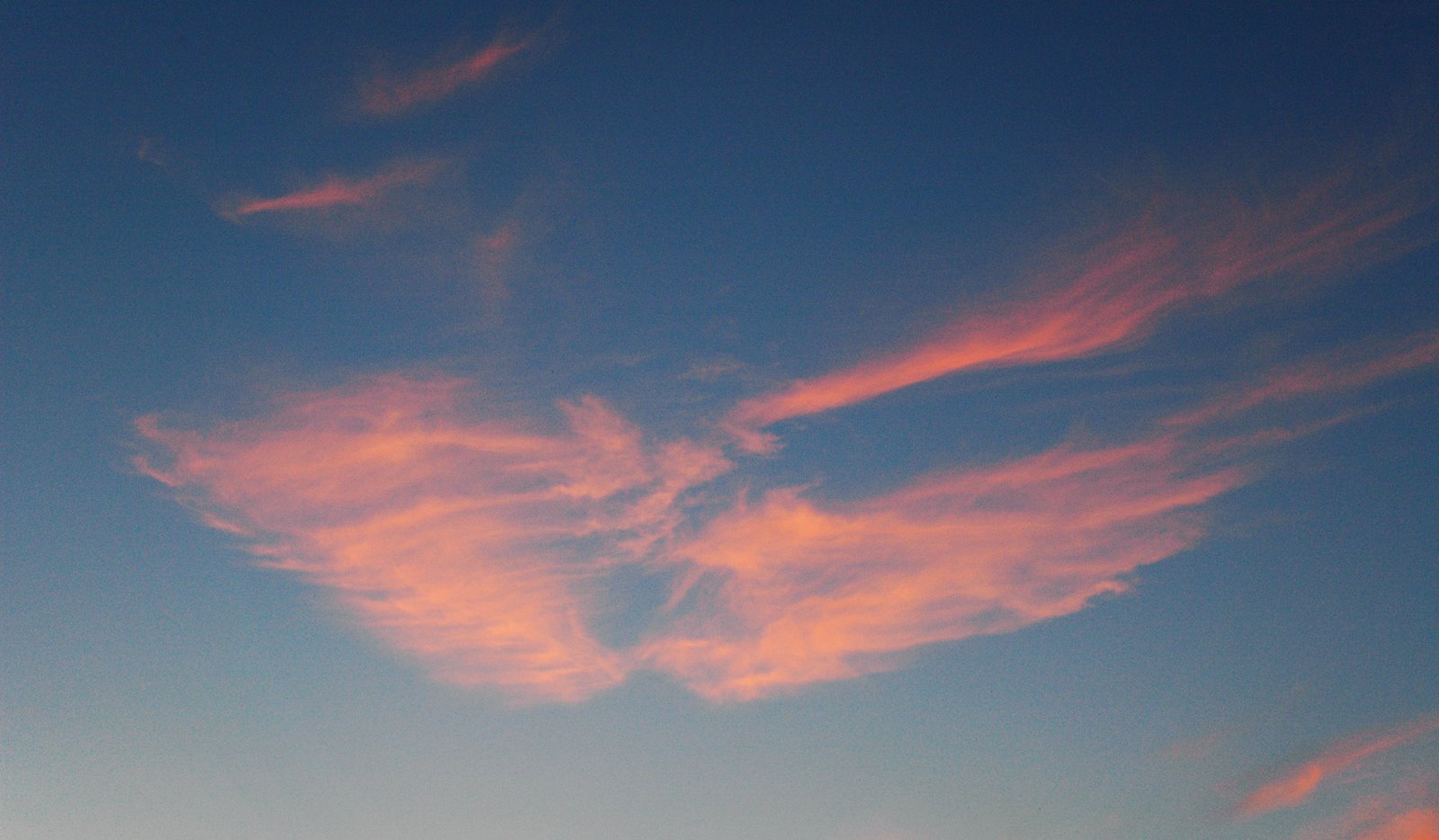 [4812_Winged+Clouds.jpg]
