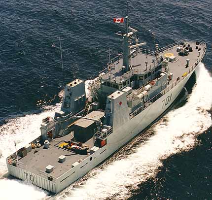 [HMCS-GlaceBay-Kingston-class.jpg]