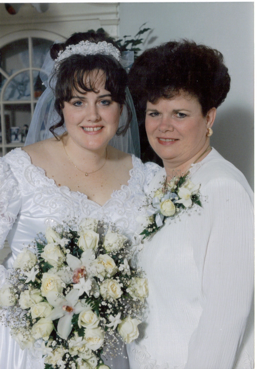 [brandis+wedding2c_April+25+1998.jpg]