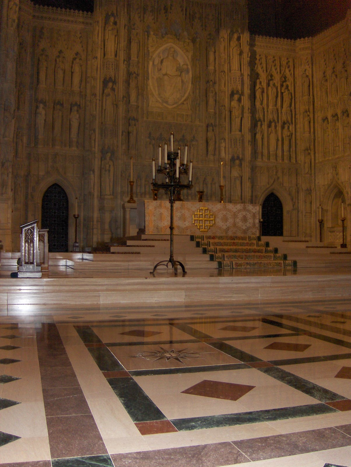 [National+Cathedral+027.jpg]