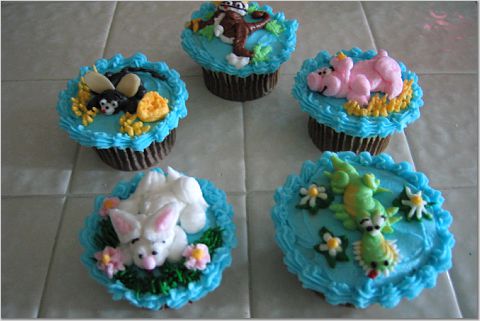 [animal+cupcakes.jpg]