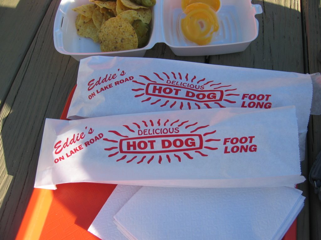 [eddies3:hotdogs.JPG]